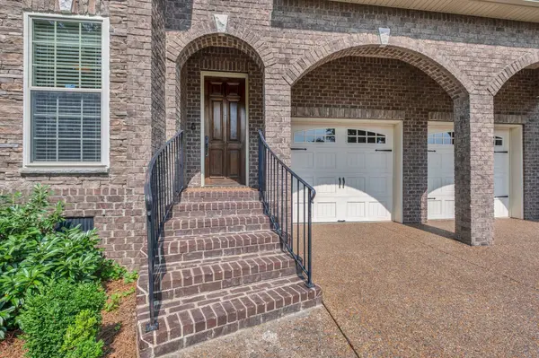163 Tara Ln, Goodlettsville, TN 37072