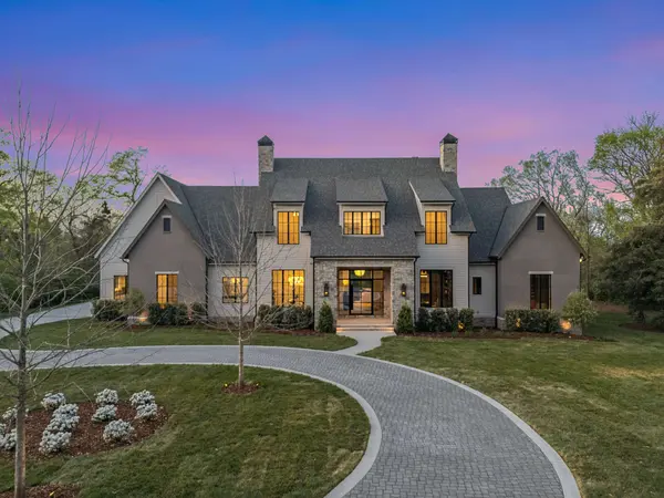1114 Tyne Blvd, Nashville, TN 37220