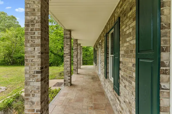 831 Defeated Creek Rd, Centerville, TN 37033