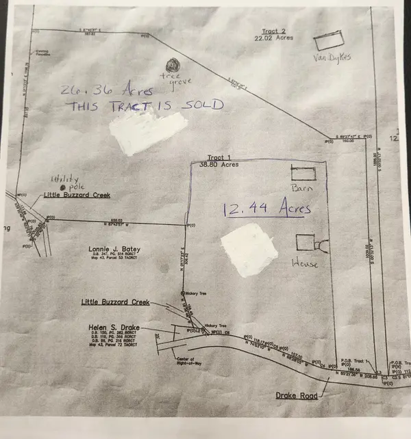 5144 Drake Rd, Cedar Hill, TN 37032