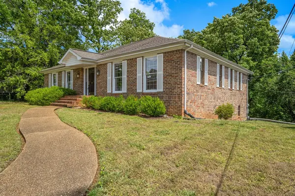 300 Forest Ave, Chattanooga, TN 37405