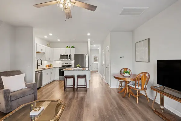 127 Grayson Cir, Chapel Hill, TN 37034