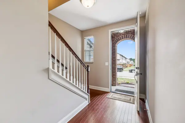 419 Waterbrook Dr, Mount Juliet, TN 37122