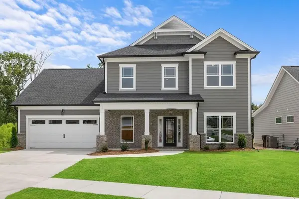 9864 Mayfly Road, Ooltewah, TN 37363