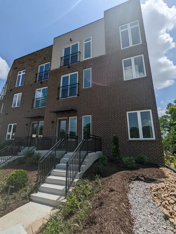 1507 Porter Rd #101, Nashville, TN 37206