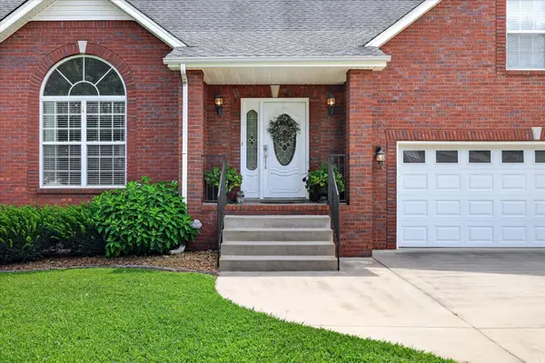 213 Cheshire Rd, Clarksville, TN 37043
