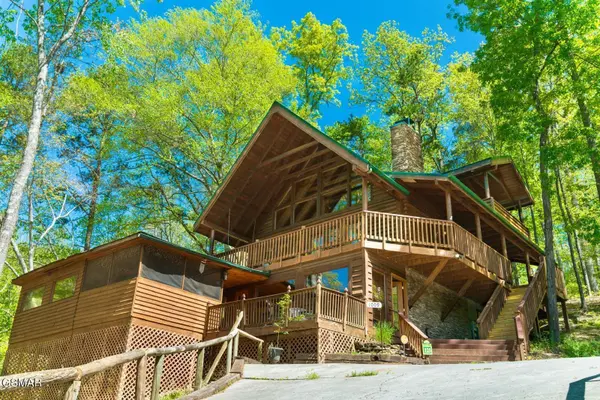 1009 Ravens Ford Way, Sevierville, TN 37876