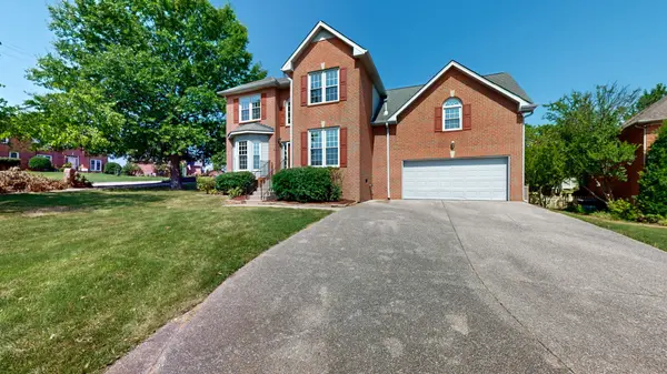 101 Vollan Ct, Hendersonville, TN 37075