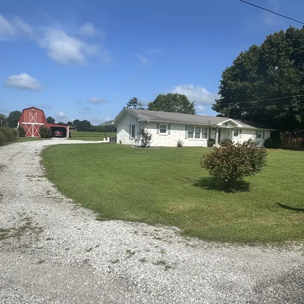 154 Eaton Ln, Manchester, TN 37355