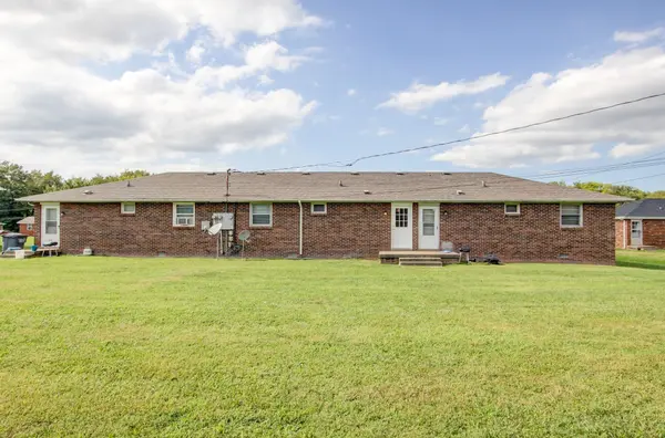 120 Tandy Dr #A, Clarksville, TN 37042