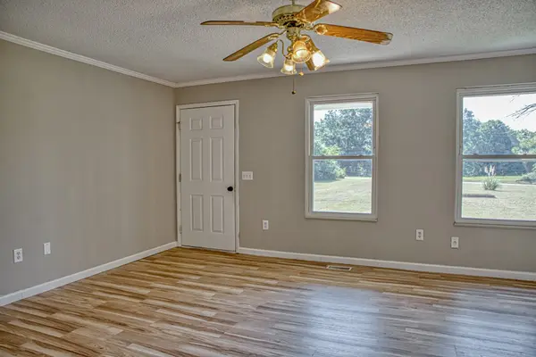 4047 Crawford Rd, Silver Point, TN 38582