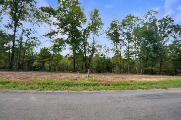 2 Freeman Fielder Rd, Stewart, TN 37175