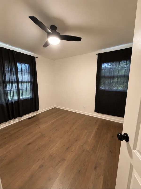 823 Glendale Dr, Clarksville, TN 37043