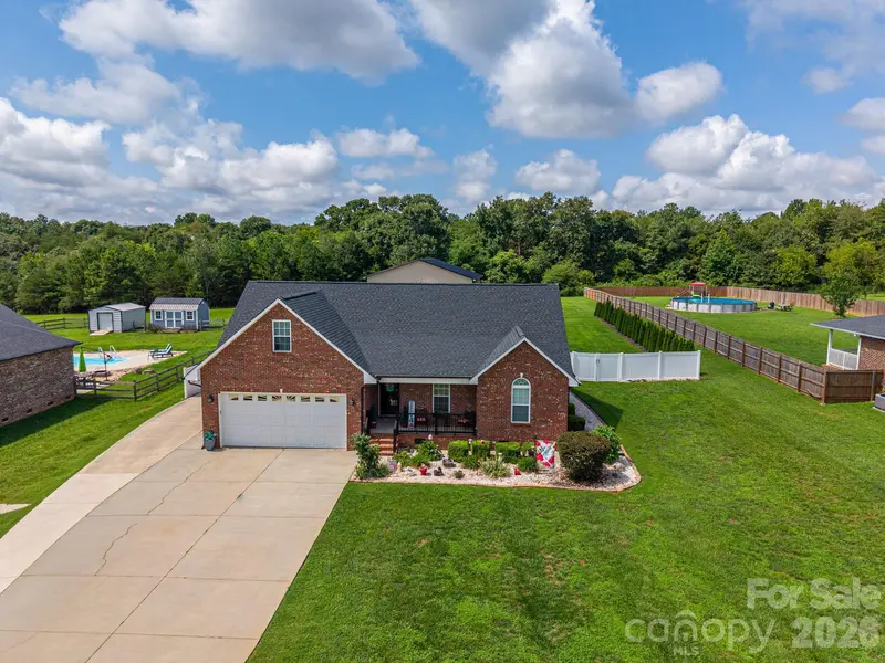1882 Shuford RD, Lincolnton, NC 28092