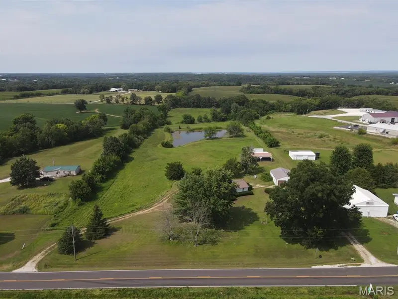 33228 State Highway C, La Grange, MO 63448