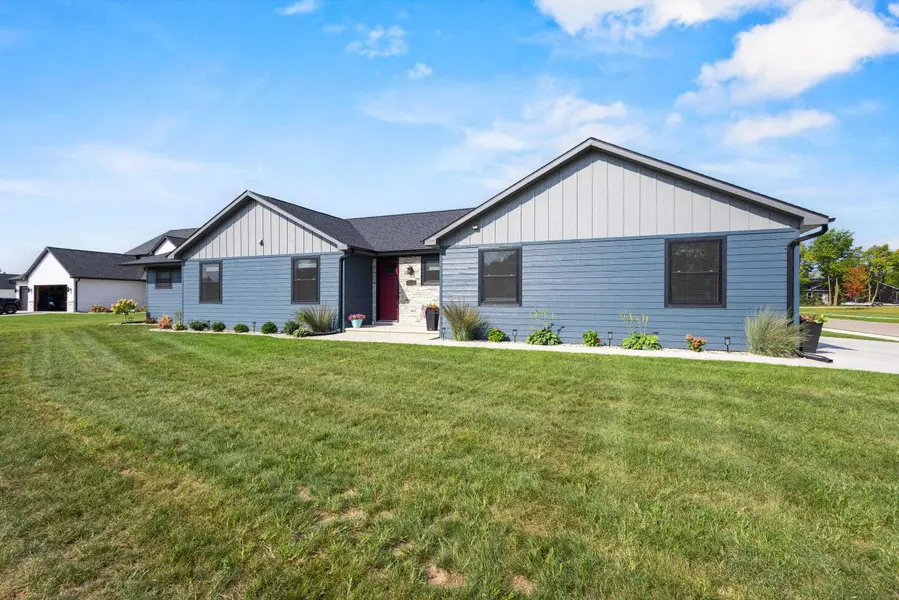 1765 HONOR ST, Neenah, WI 54956-5619