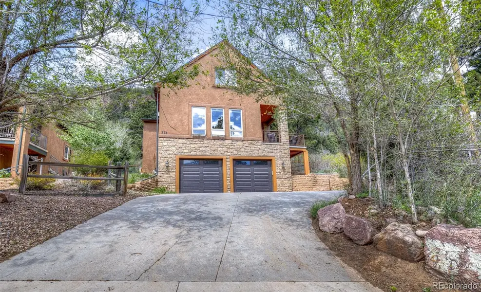 374 Hoover LN, Palmer Lake, CO 80133