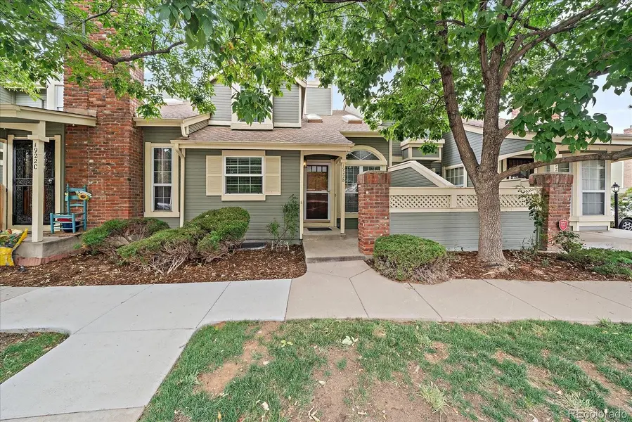 1922 S Hannibal CT #B, Aurora, CO 80013