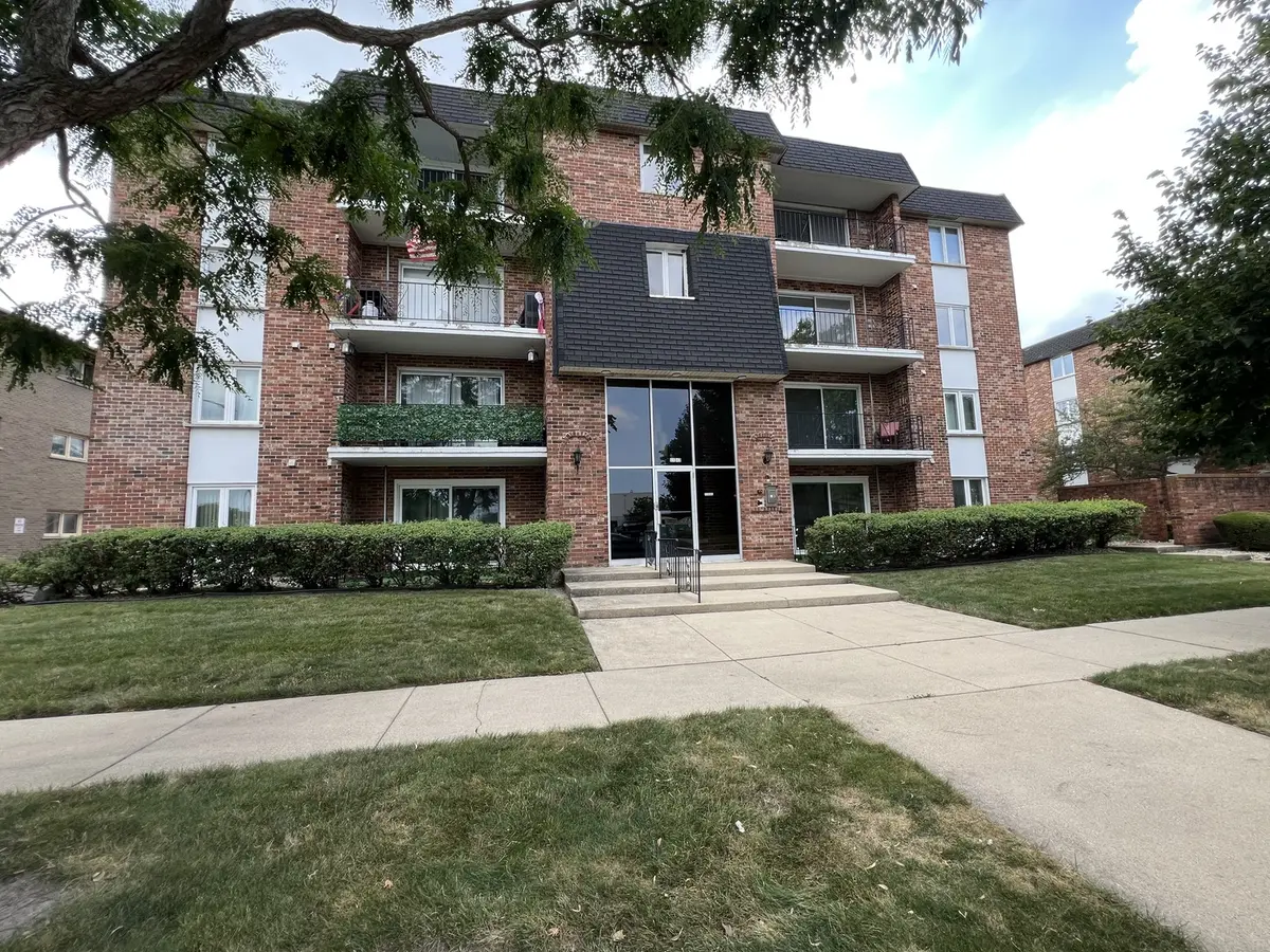 11012 Kilpatrick AVE #3ne, Oak Lawn, IL 60453