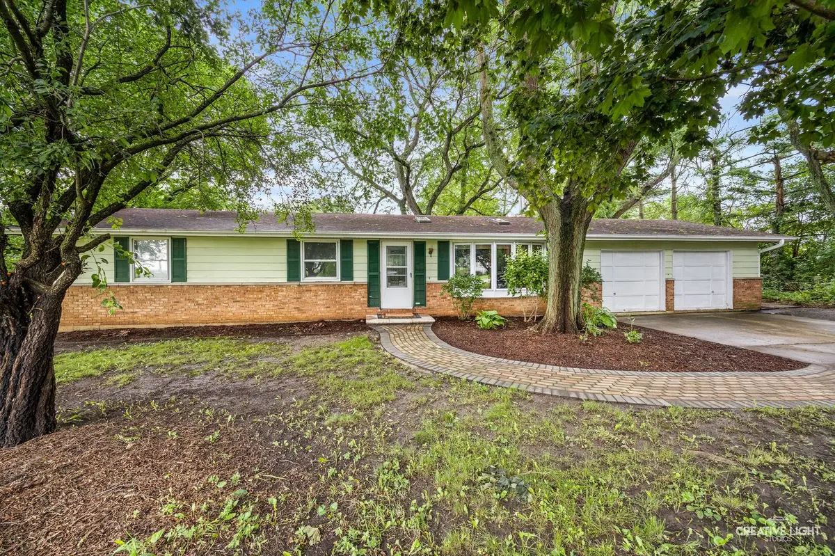 4520 Douglas RD, Oswego, IL 60543