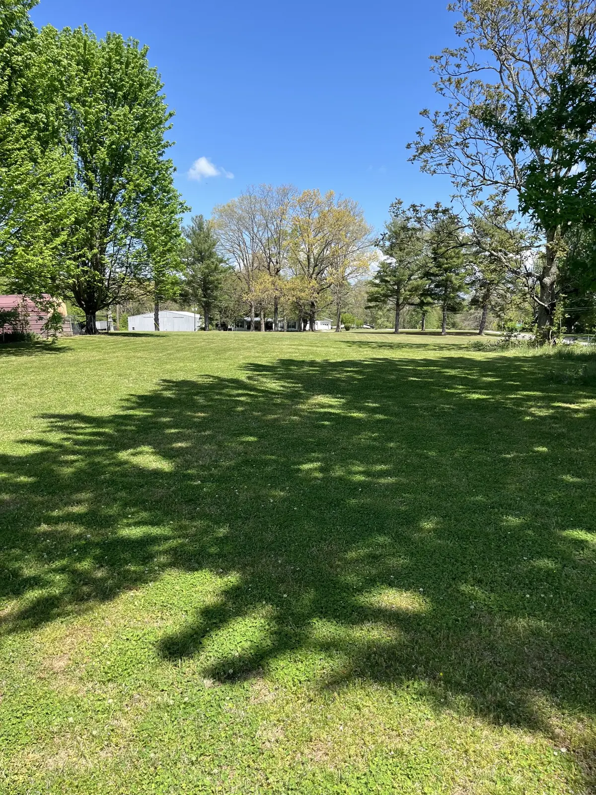 107 6th St, Monteagle, TN 37356