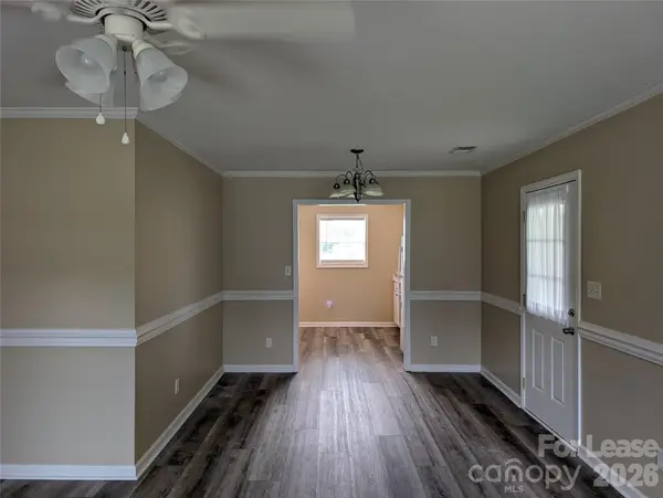 421 West AVE W, Troutman, NC 28166