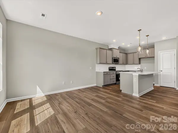 6539 Fire Lily LN, Charlotte, NC 28216