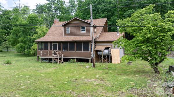 3206 Fork Mountain RD, Bakersville, NC 28705