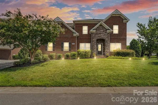 2604 Mchanna PT, Tega Cay, SC 29708