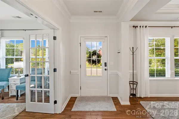 2604 Mchanna PT, Tega Cay, SC 29708