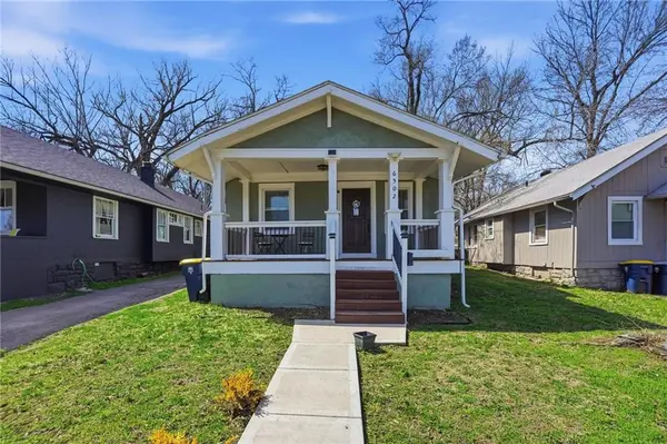 6502 Paseo BLVD, Kansas City, MO 64131