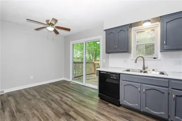 102 Cooper ST, Buckner, MO 64016