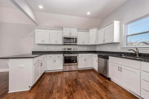 1675 N 156th ST, Basehor, KS 66007