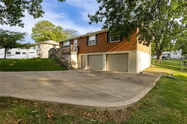 508 NE 87th ST, Kansas City, MO 64155