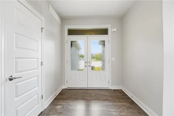10702 W 171st TER, Overland Park, KS 66221