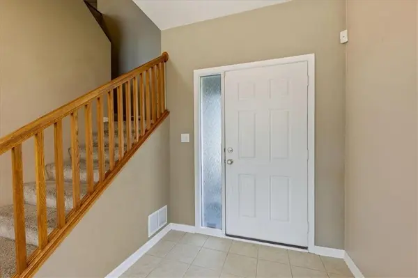 2350 Surrey DR, Lawrence, KS 66046