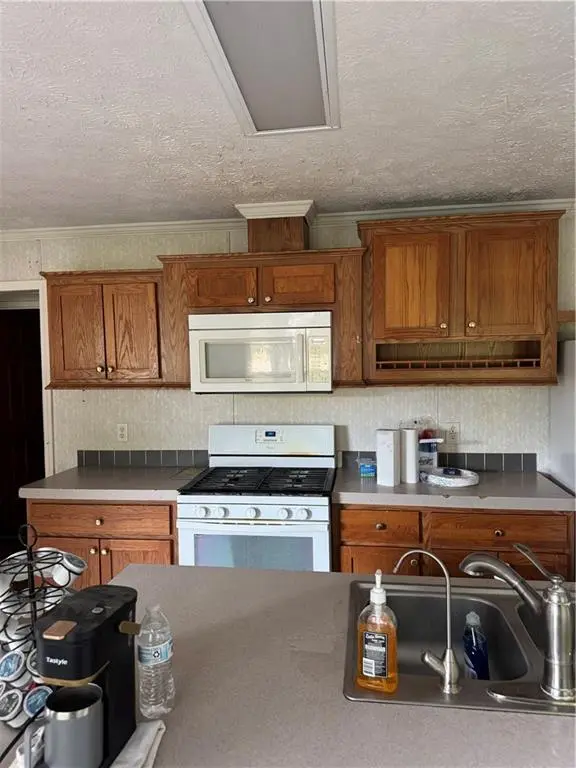 32363 sunflower RD, Excelsior Springs, MO 64024
