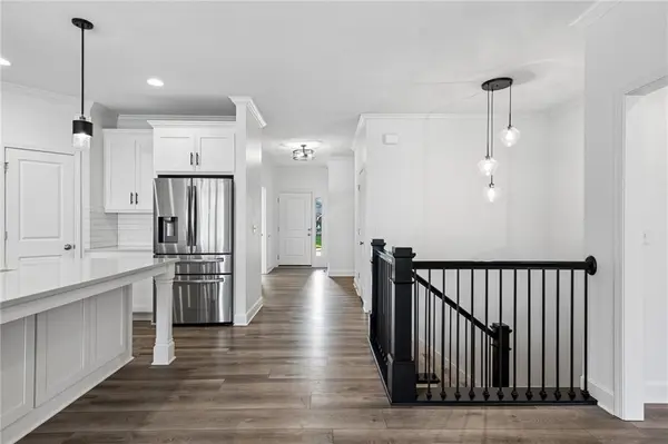 16236 Broadmoor ST, Overland Park, KS 66085