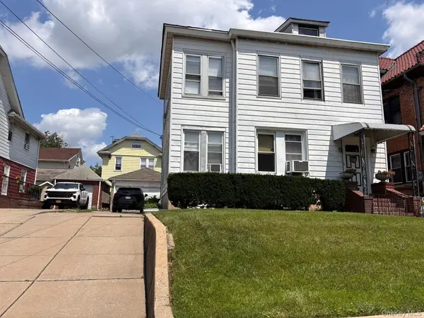 150-29 86th AVE, Briarwood, NY 11432
