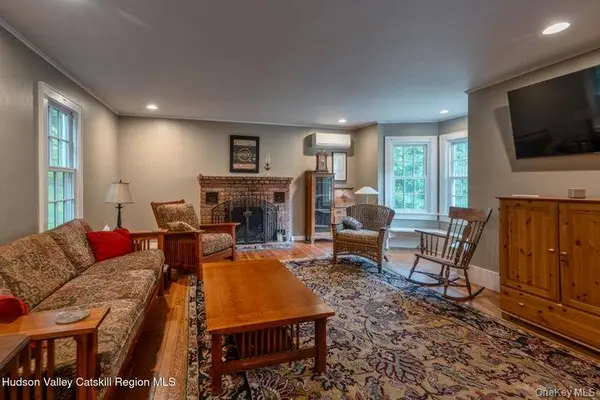 583 Swartekill RD, New Paltz, NY 12561