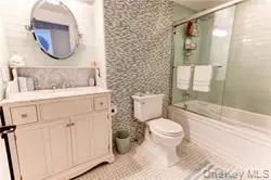 170 W Broadway #6G, Long Beach, NY 11561