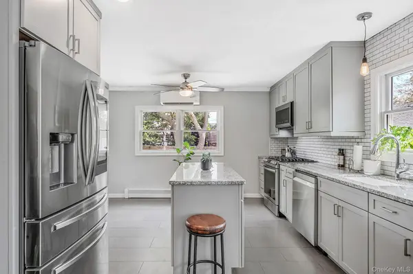 101 Highland AVE, Patchogue, NY 11772