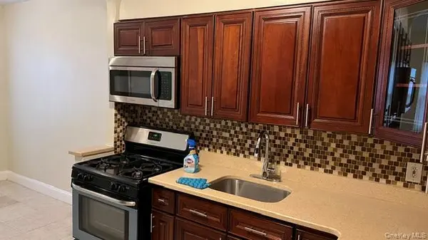 1138 E 84th ST, Brooklyn, NY 11236