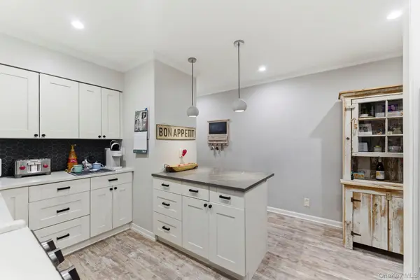 2 Bryant Crescent ##1N, White Plains, NY 10605