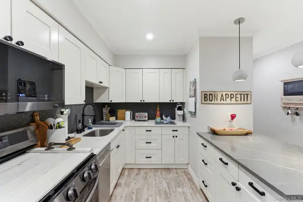 2 Bryant Crescent ##1N, White Plains, NY 10605
