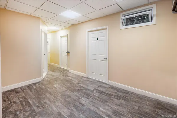 5601 Riverdale AVE #D1, Bronx, NY 10471