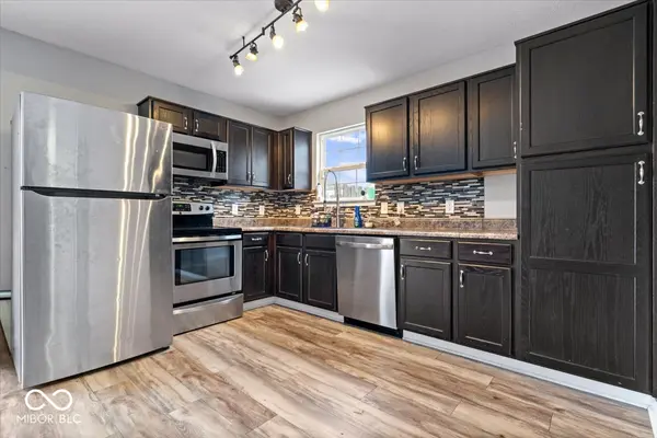 10528 Hunters Crossing BLVD, Indianapolis, IN 46239
