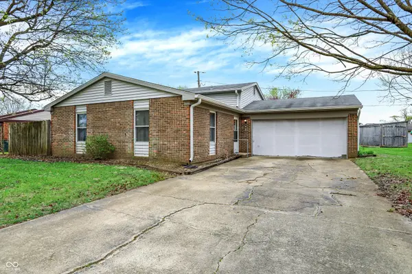 1515 Canterbury DR, Shelbyville, IN 46176