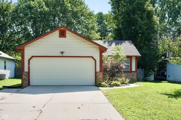 9143 Warwick RD, Indianapolis, IN 46240