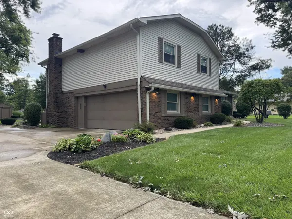 204 S Oak Boulevard DR, Greenfield, IN 46140